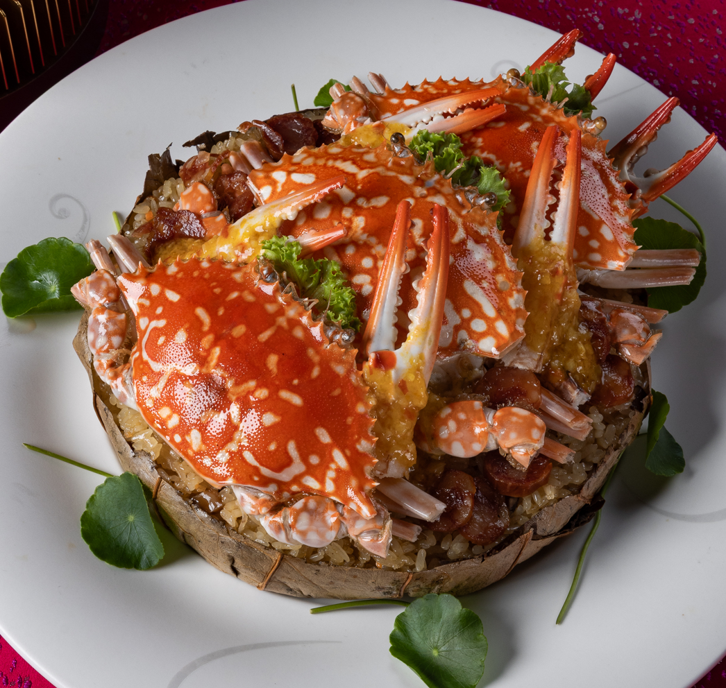 Steamed Blue Crab with Taro & Glutinous Rice in Lotus Leaf